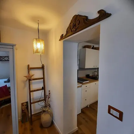 Oselyn Flat Apartman Bucine